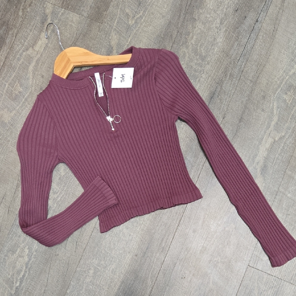 Active USA Ribbed Burgundy Long Sleeve Top